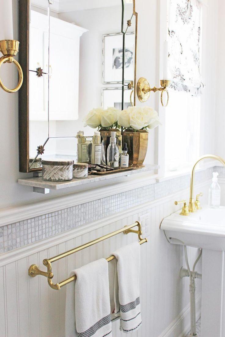 Vintage glam bathroom: mix ‌antique fixtures with luxurious textures