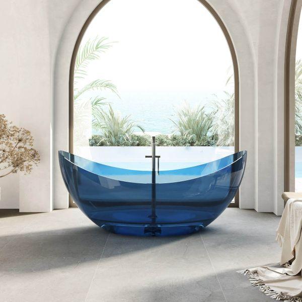 Install a unique freestanding tub as a statement⁣ piece in your eclectic bathroom