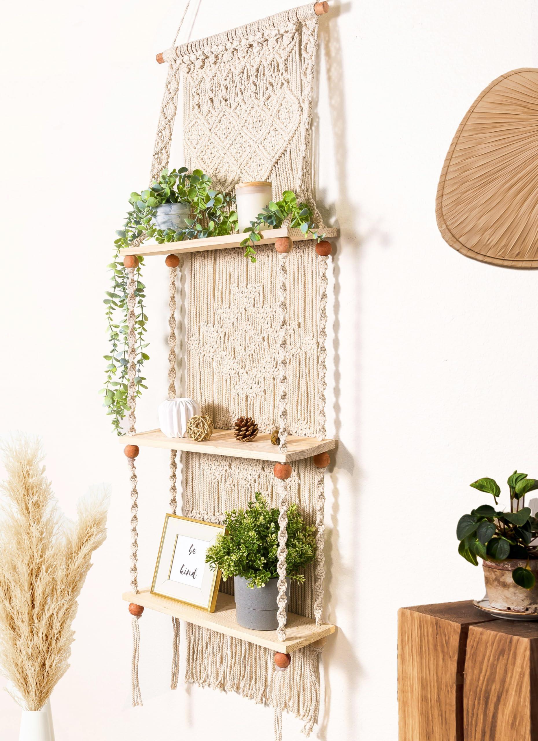 Macramé plant hangers to suspend greenery in ​your⁤ boho bathroom space