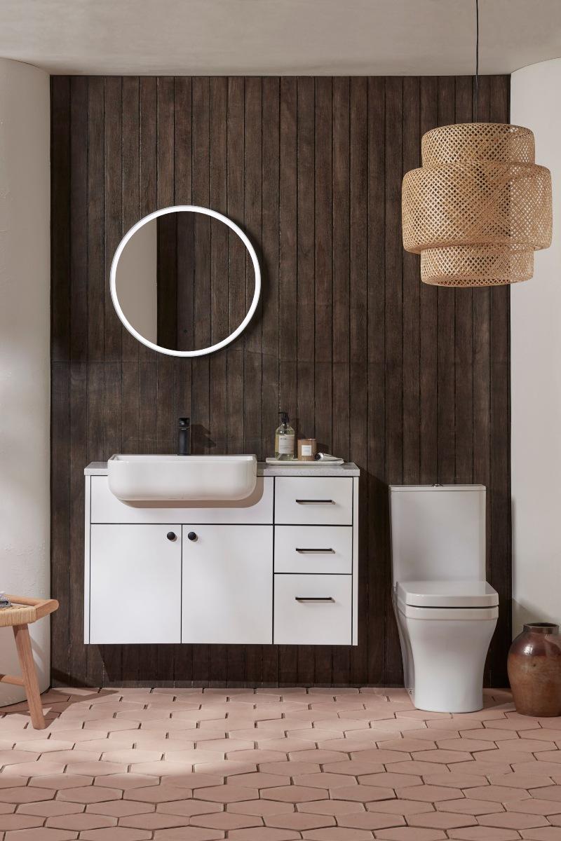 Use⁣ wood paneling for a seamless and inviting wooden ⁢bathroom