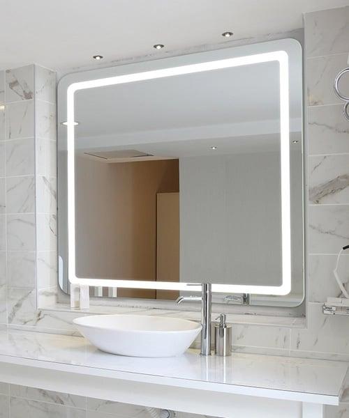 Smart mirrors with ‍integrated⁤ lighting for⁢ innovative modern bathroom experiences