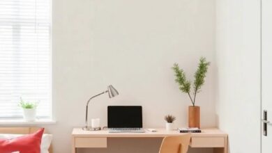 Optimizing Your Bedroom: Clever Layout Ideas to Incorporate a Desk Seamlessly