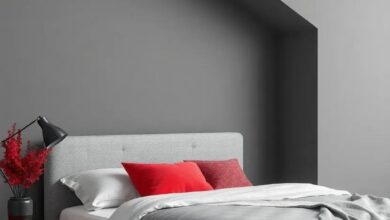 Chic and Stylish: Transforming Your Teen Boy’s Room with Grey and Red Accents