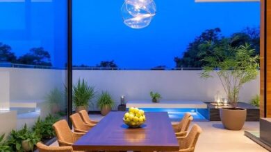 Transforming Spaces: Exploring Seamless Indoor-Outdoor Dining Room Transitions