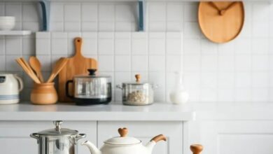 Timeless Charm: Embracing a Vintage Kitchen with Nostalgic Cookware Treasures