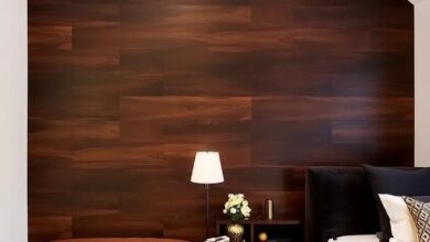 15 Stunning Bedroom Accent Walls with Dark Wood Elegance