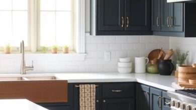 17 Cozy Farmhouse Kitchen Color Schemes for Timeless Charm