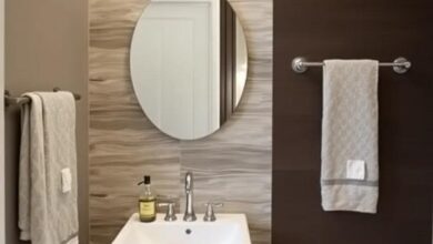 23 Creative Small Bathroom Accent Wall Ideas for Style