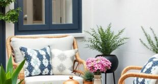 Transform Your Patio: Embrace Seasonal Accents for Year-Round Charm