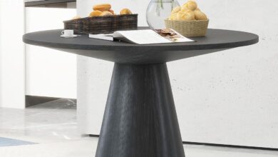 Our Review: The 46.5″ Round Wood Table for 4-6 Guests