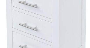 Our Take on the Beckingham 3-Drawer Oak Bedside Table