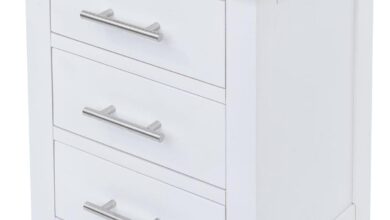 Our Take on the Beckingham 3-Drawer Oak Bedside Table