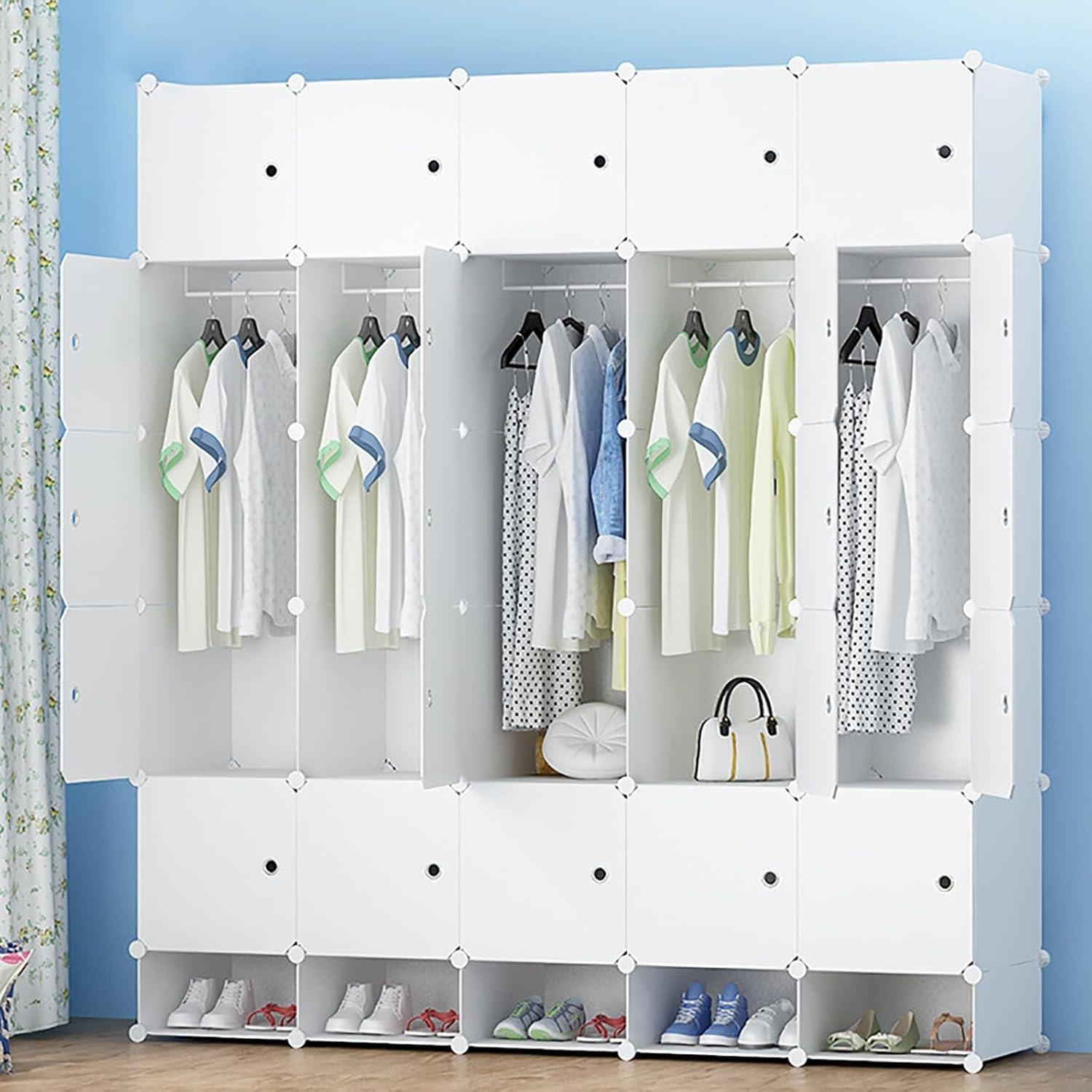Our Take on the Versatile Floor-Standing Rotating Coat Rack