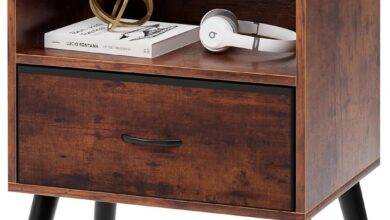 How We Loved the Functional Style of This Mid-Century Nightstand