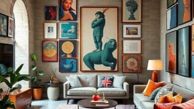 27 Inspiring Eclectic Rooms Filled with Wall-to-Wall Artwork for Bold Interiors