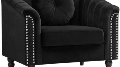 Why We Love This Classic Black Accent Chair for Any Space