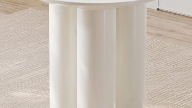 Finding the Perfect Space-Saving Round Table for Intimate Dining