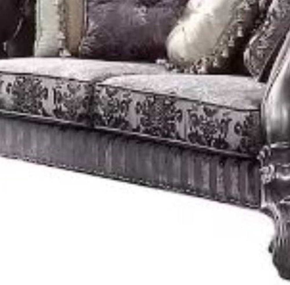 Discovering Comfort and Style: The 76