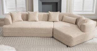 We Put the Minimalist Modular Sofa Through Its Paces