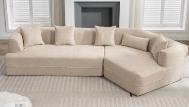 We Put the Minimalist Modular Sofa Through Its Paces