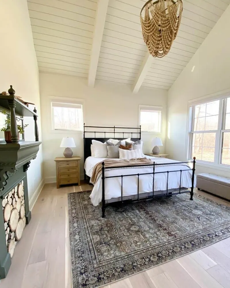 Farmhouse Bedroom
