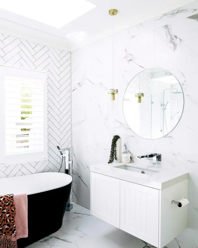 Accentuate the Shower Niche