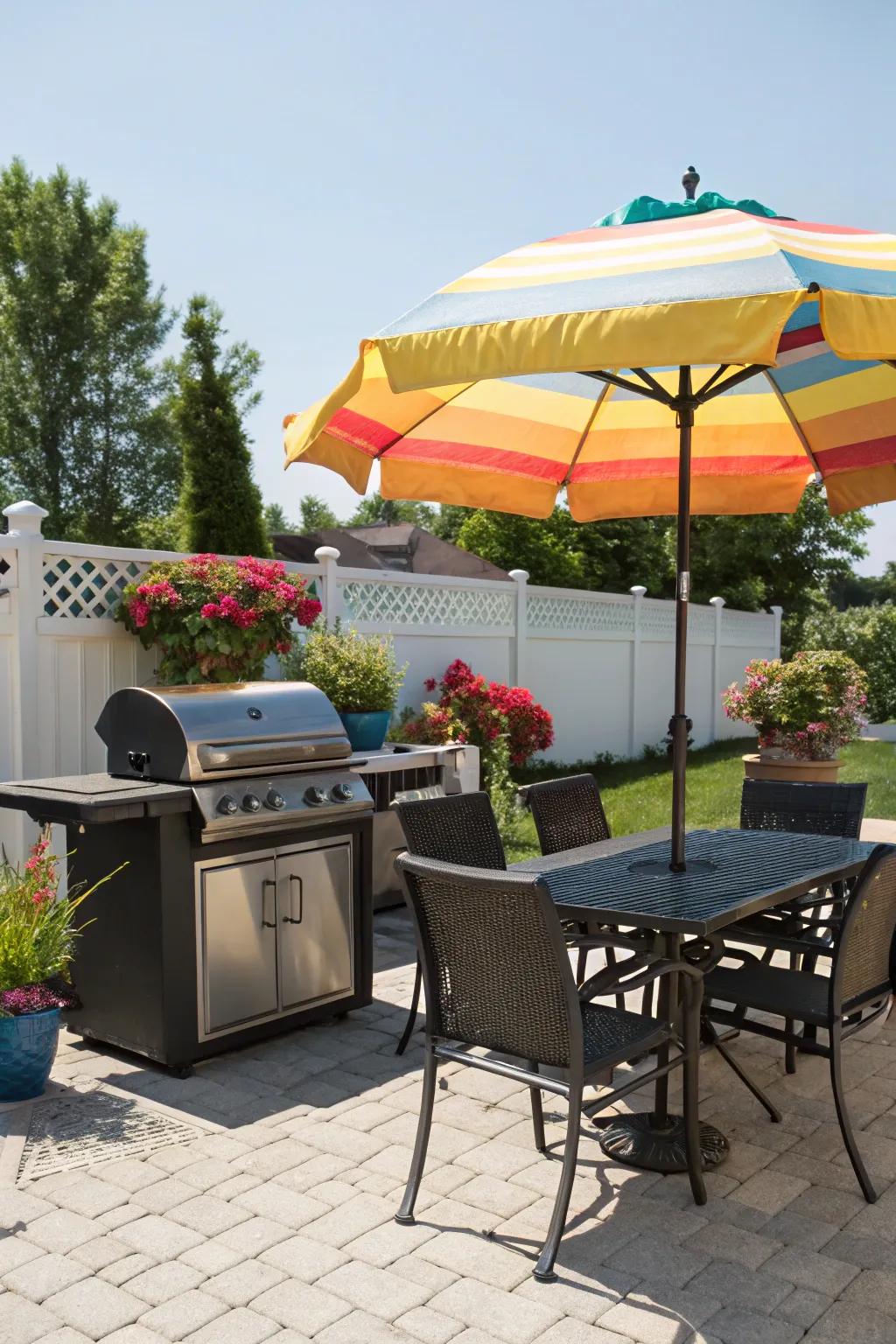 Cook comfortably in the shade with umbrella-equipped grill tables.