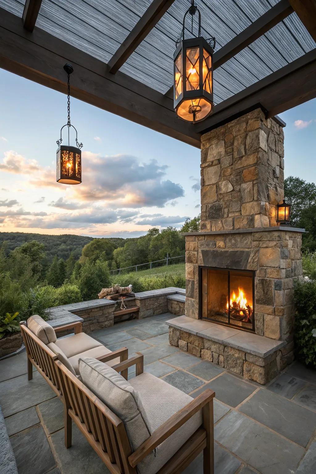 An open-air corner fireplace perfect for starry nights.