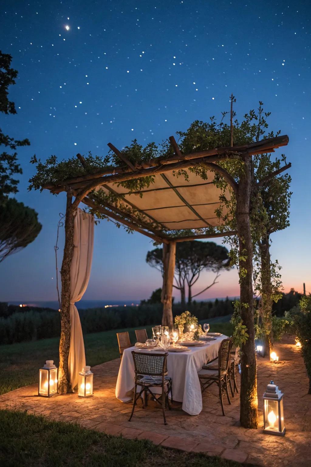 Open-roof pergolas offer starry dining experiences.