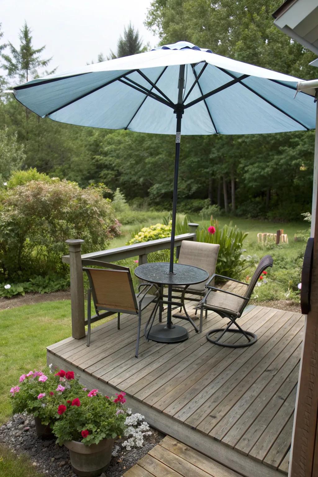 Half umbrellas offer shade in tight spaces.