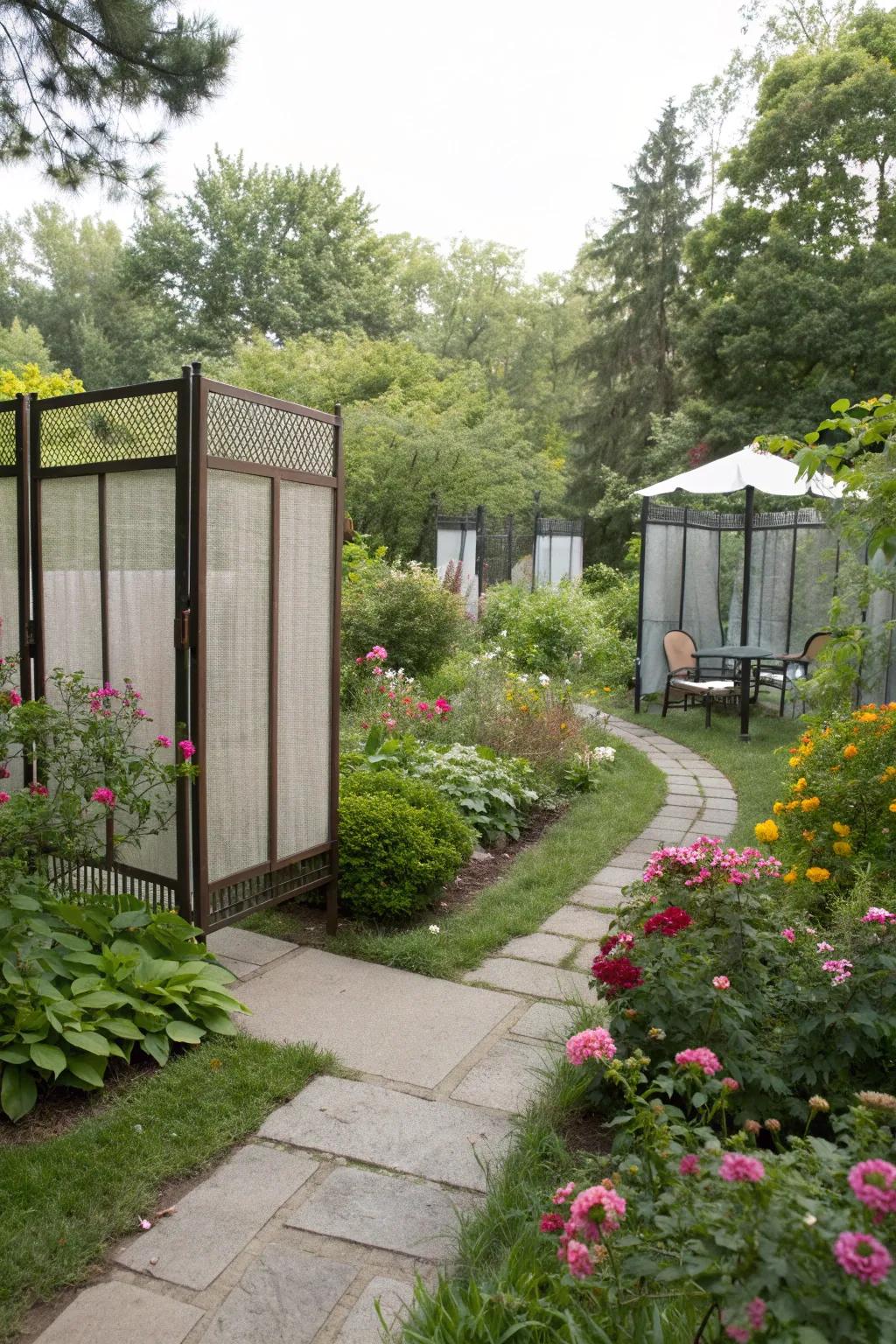 Screens help define different areas in your garden.