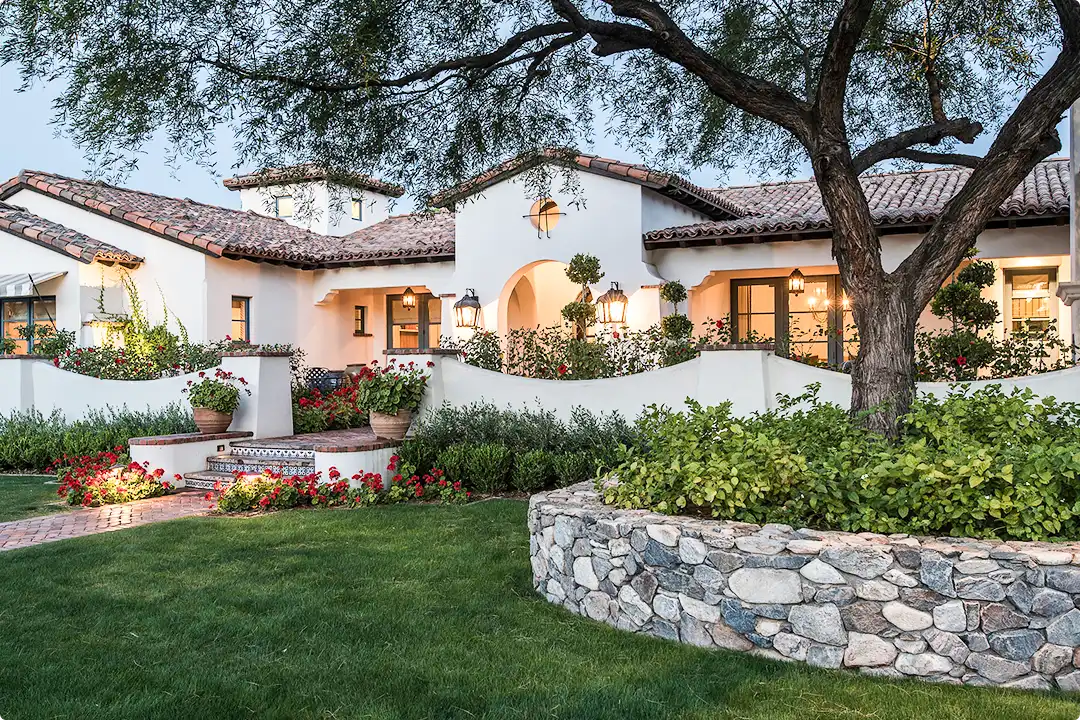Brilliant Front of House Landscaping Ideas for a Polished Exterior